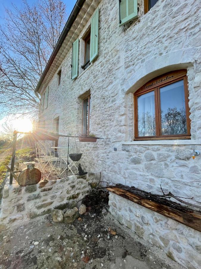 Le Petit Chalus Grand Apartment *